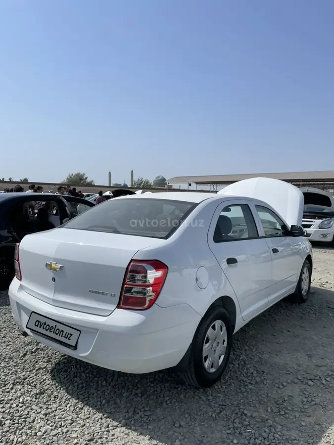 Chevrolet Cobalt,  2 позиция