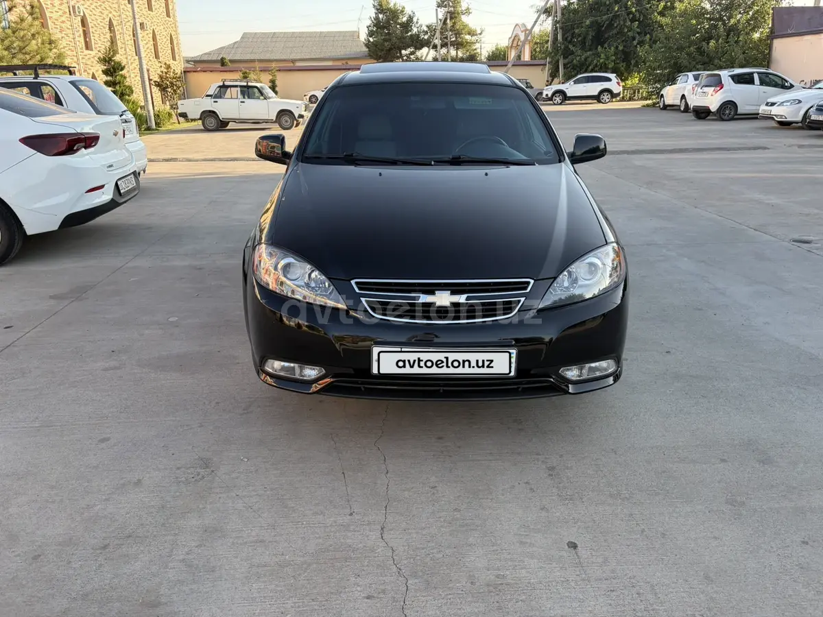 Chevrolet Gentra,  3 позиция