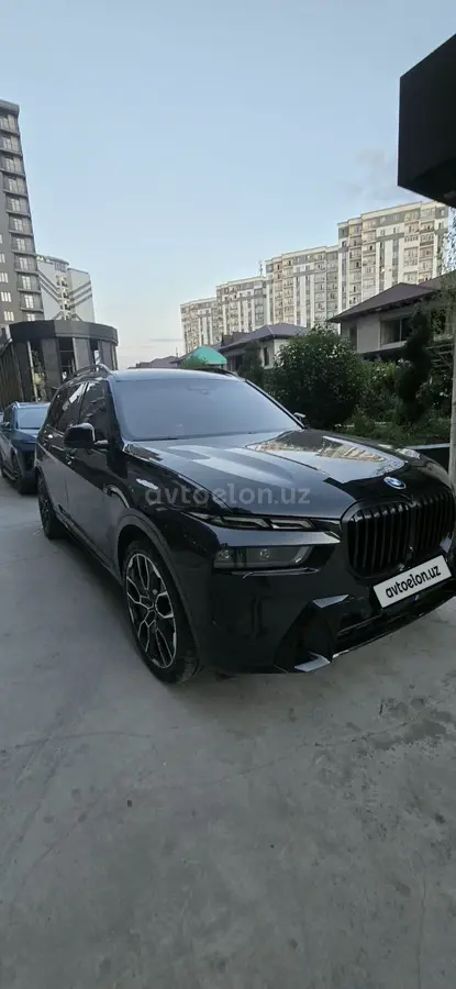 BMW X7