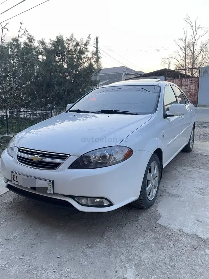 Chevrolet Gentra,  3 позиция
