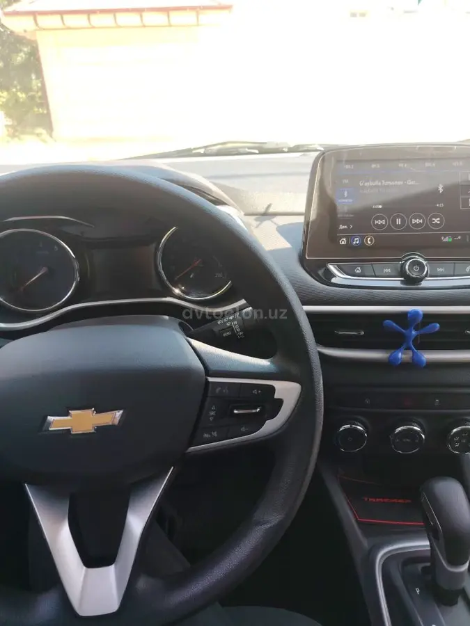 Chevrolet Tracker 2