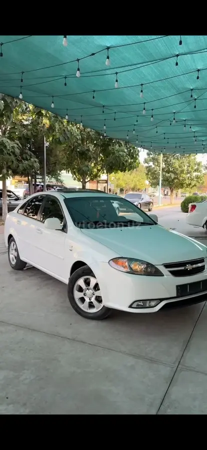 Chevrolet Gentra,  3 позиция