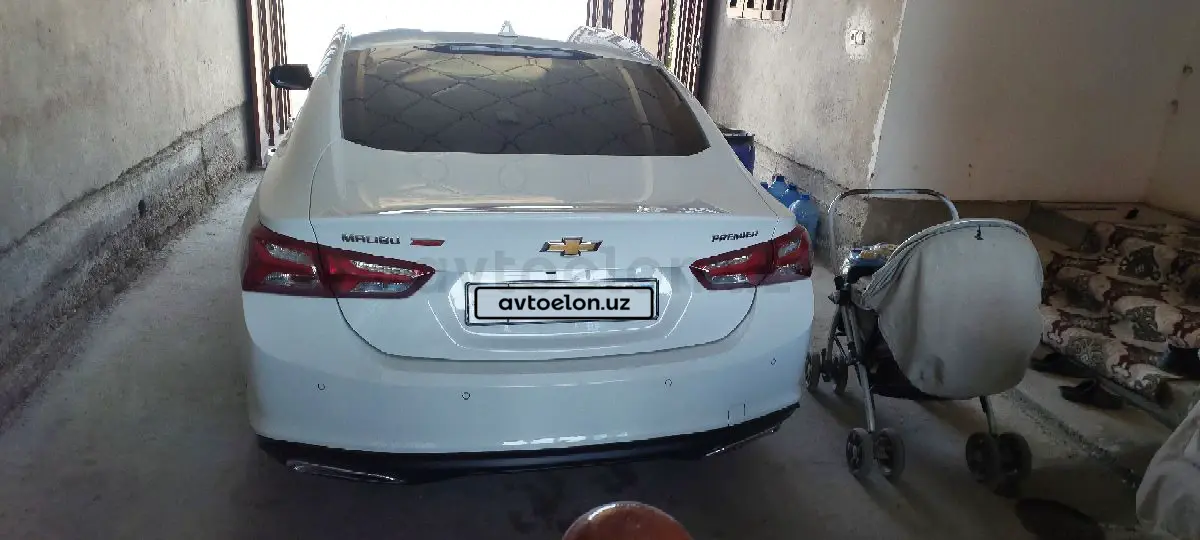 Chevrolet Malibu 2