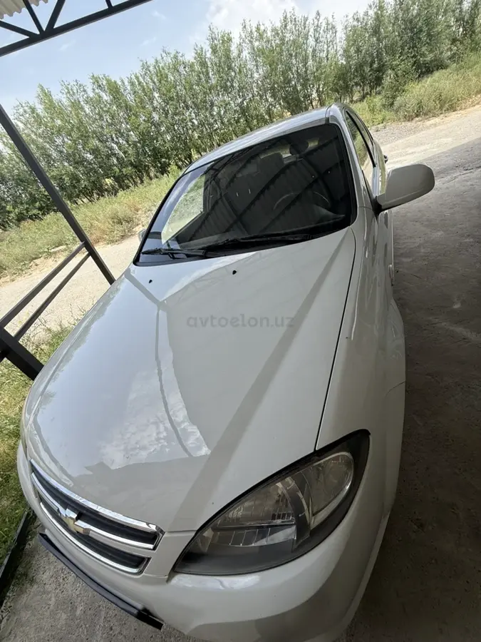 Chevrolet Gentra,  2 позиция