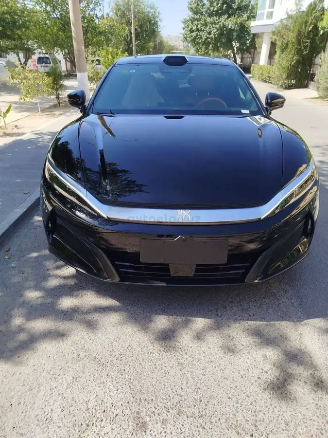 BYD Han L