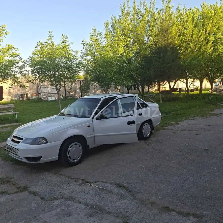 Chevrolet Nexia 2,  3 позиция SOHC