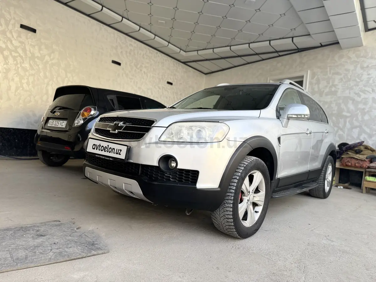 Chevrolet Captiva,  1 позиция