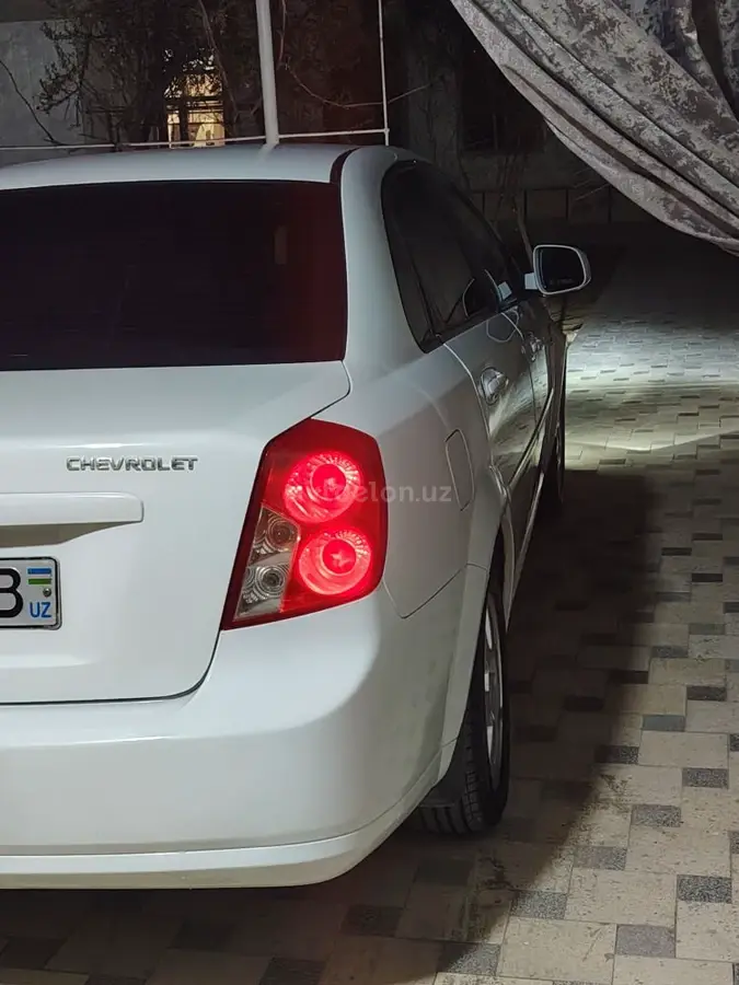 Chevrolet Gentra,  2 позиция