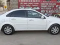 Chevrolet Gentra, 1 позиция Газ-бензин 2015 года, КПП Механика, в Джизак за ~7 054 y.e. id7110955