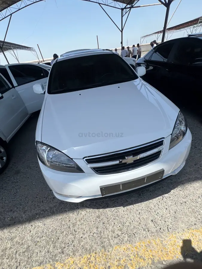 Chevrolet Gentra,  2 позиция