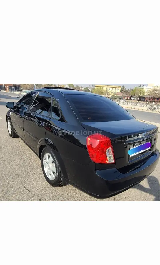 Chevrolet Gentra,  3 позиция