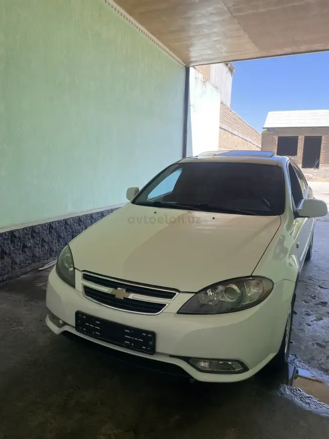 Chevrolet Gentra,  3 позиция
