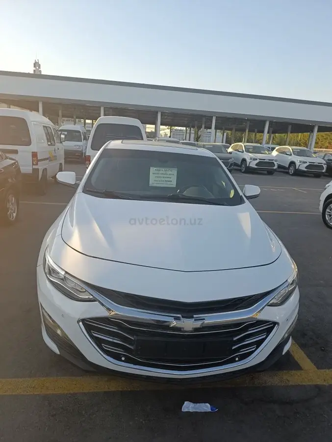 Chevrolet Malibu 2