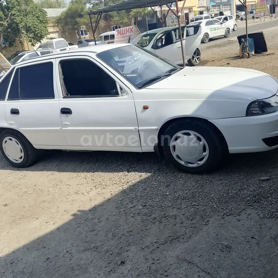 Daewoo Nexia II,  1 позиция SOHC