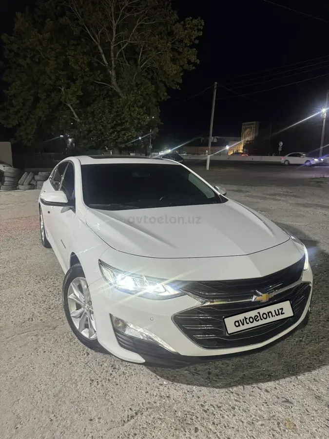 Chevrolet Malibu 2