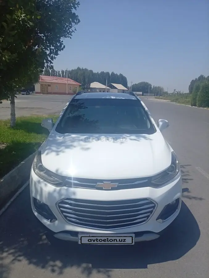 Chevrolet Tracker,  3 позиция