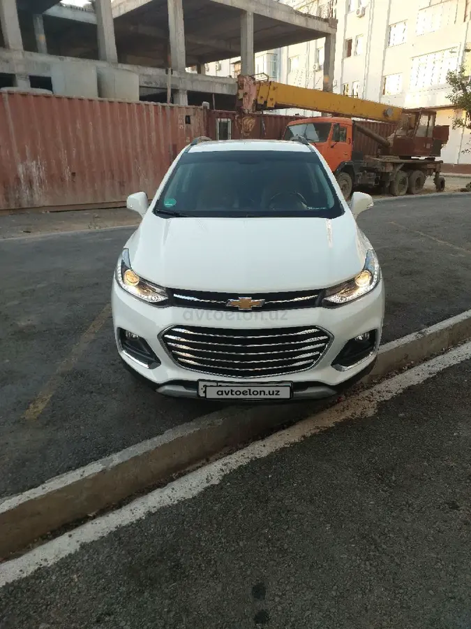 Chevrolet Tracker,  3 позиция