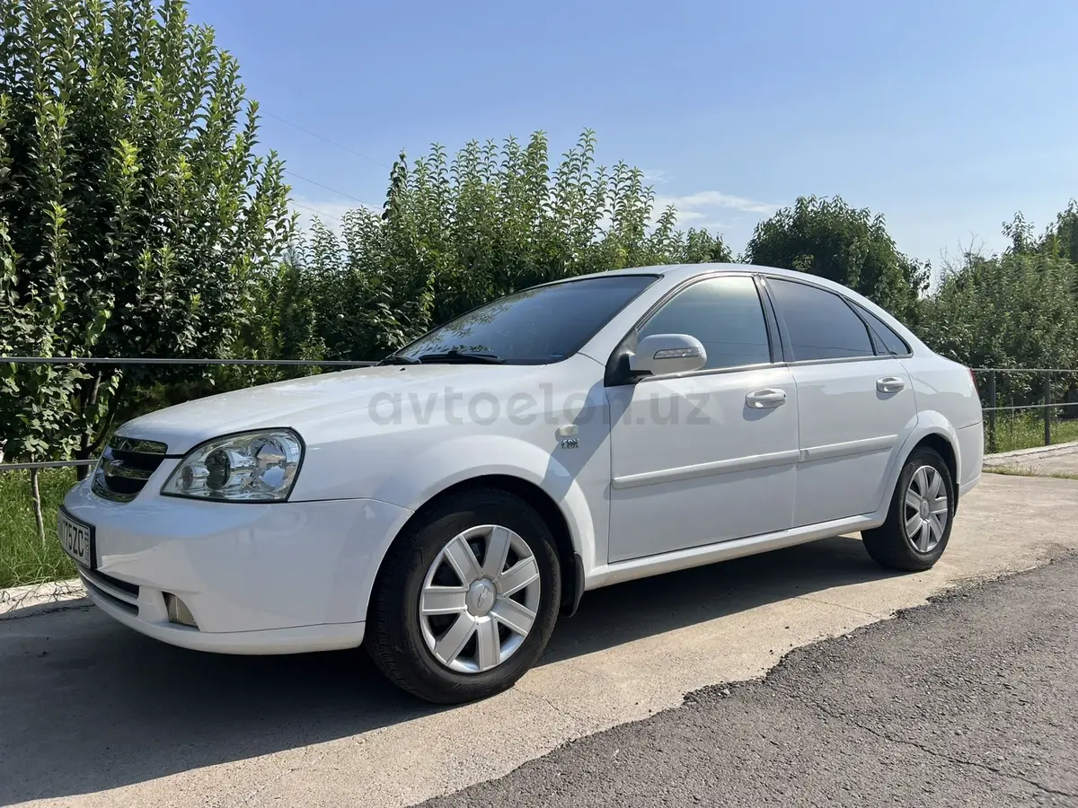 Chevrolet Lacetti,  2 позиция