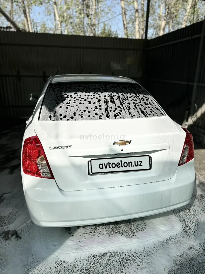 Chevrolet Gentra,  1 позиция
