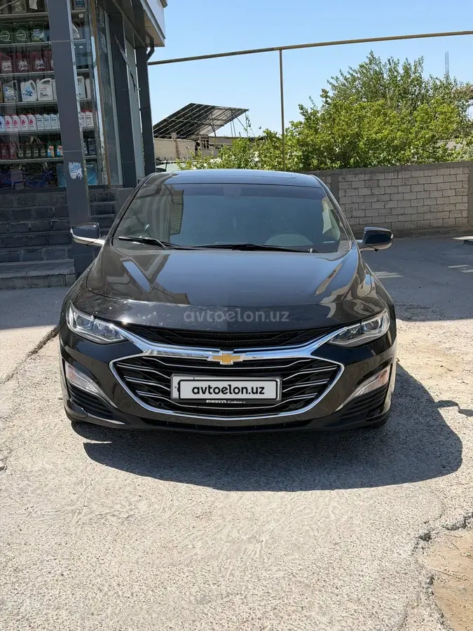Chevrolet Malibu 2