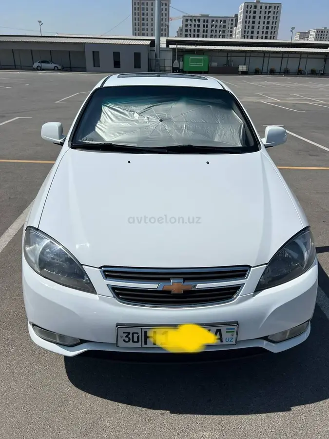 Chevrolet Gentra,  3 позиция