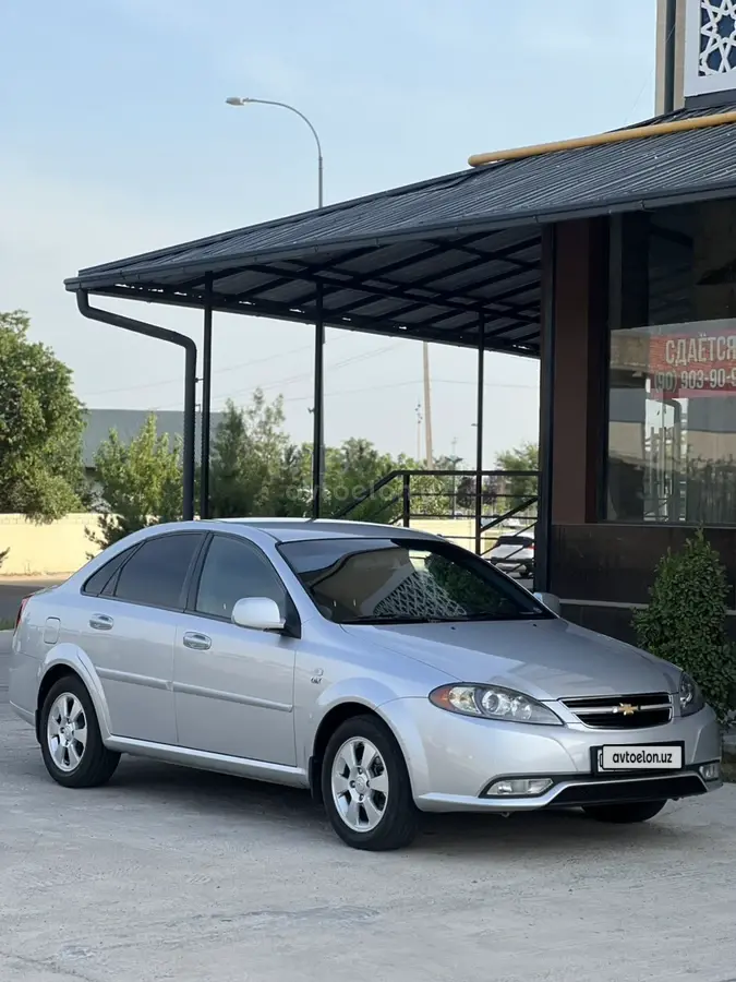 Chevrolet Gentra,  2 позиция