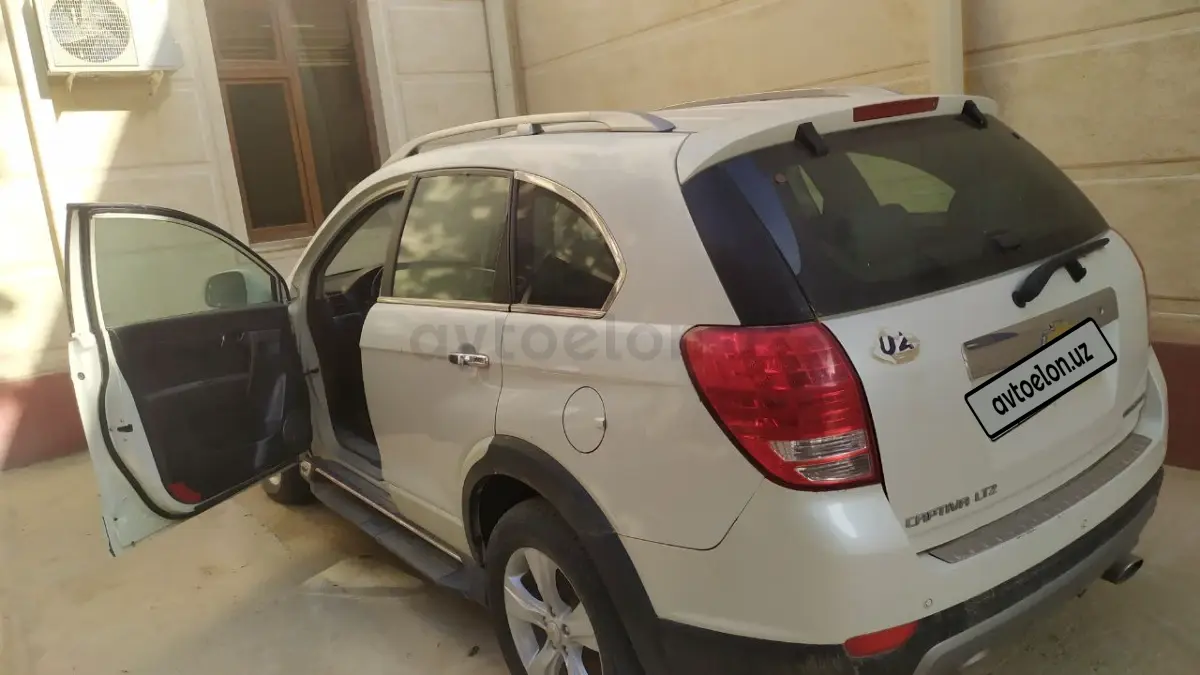 Chevrolet Captiva,  1 позиция