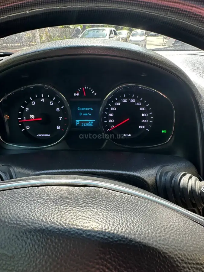 Chevrolet Captiva,  4 позиция