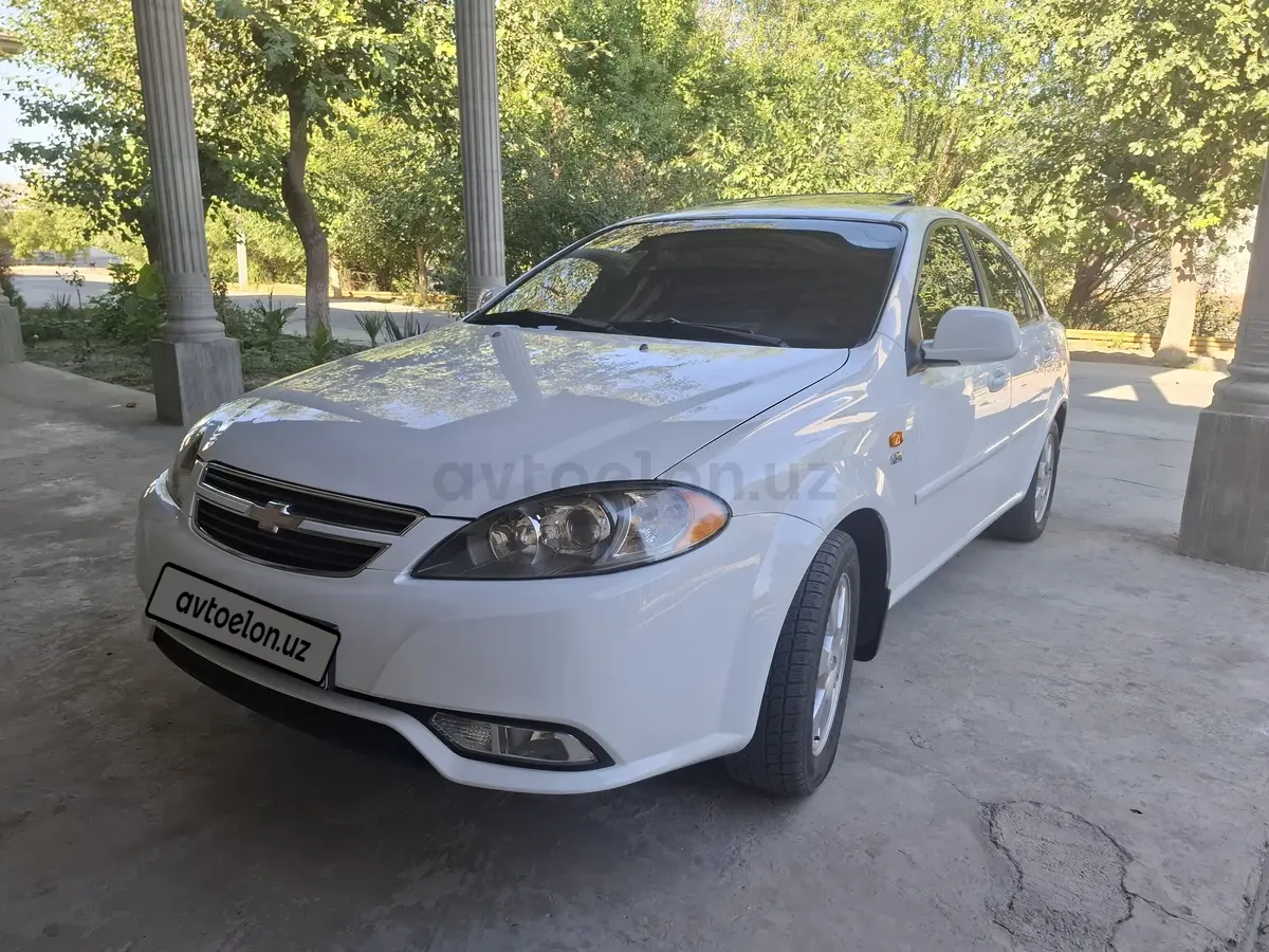 Chevrolet Gentra,  3 позиция