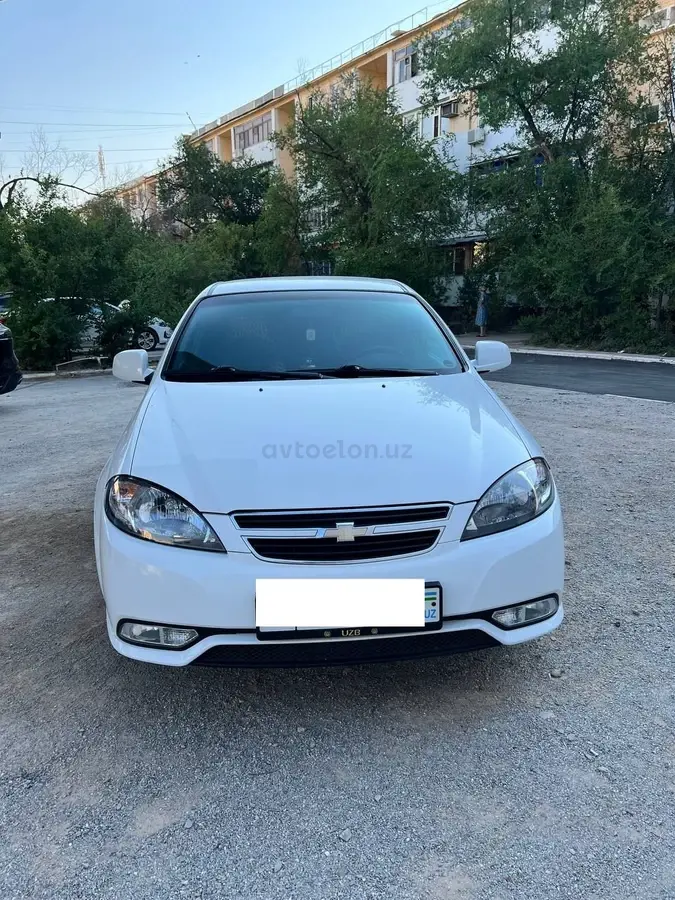 Chevrolet Gentra,  2 позиция