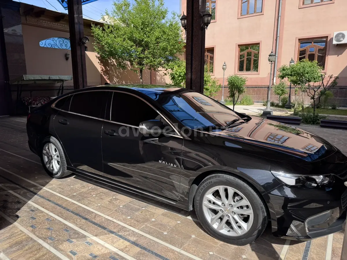Chevrolet Malibu 2