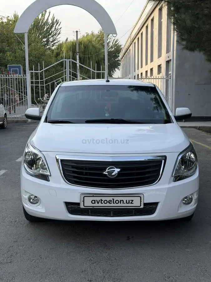 Chevrolet Cobalt,  2 позиция