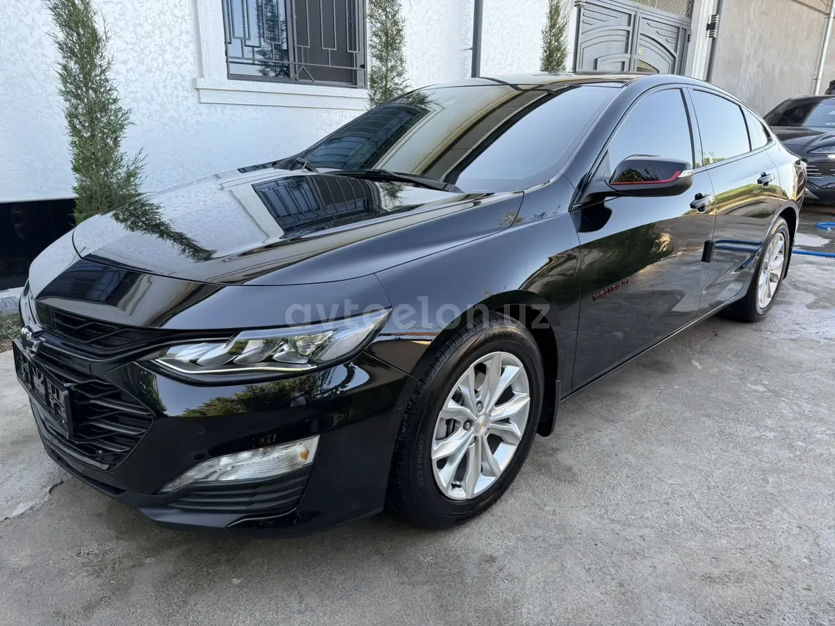 Chevrolet Malibu 2
