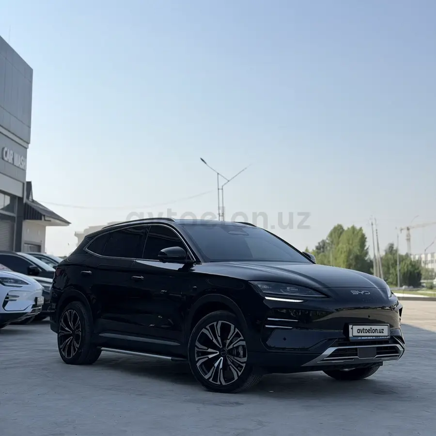 BYD Song Plus EV Champion