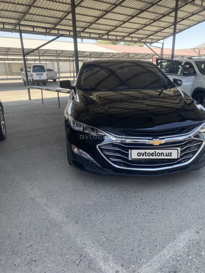 Chevrolet Malibu 2