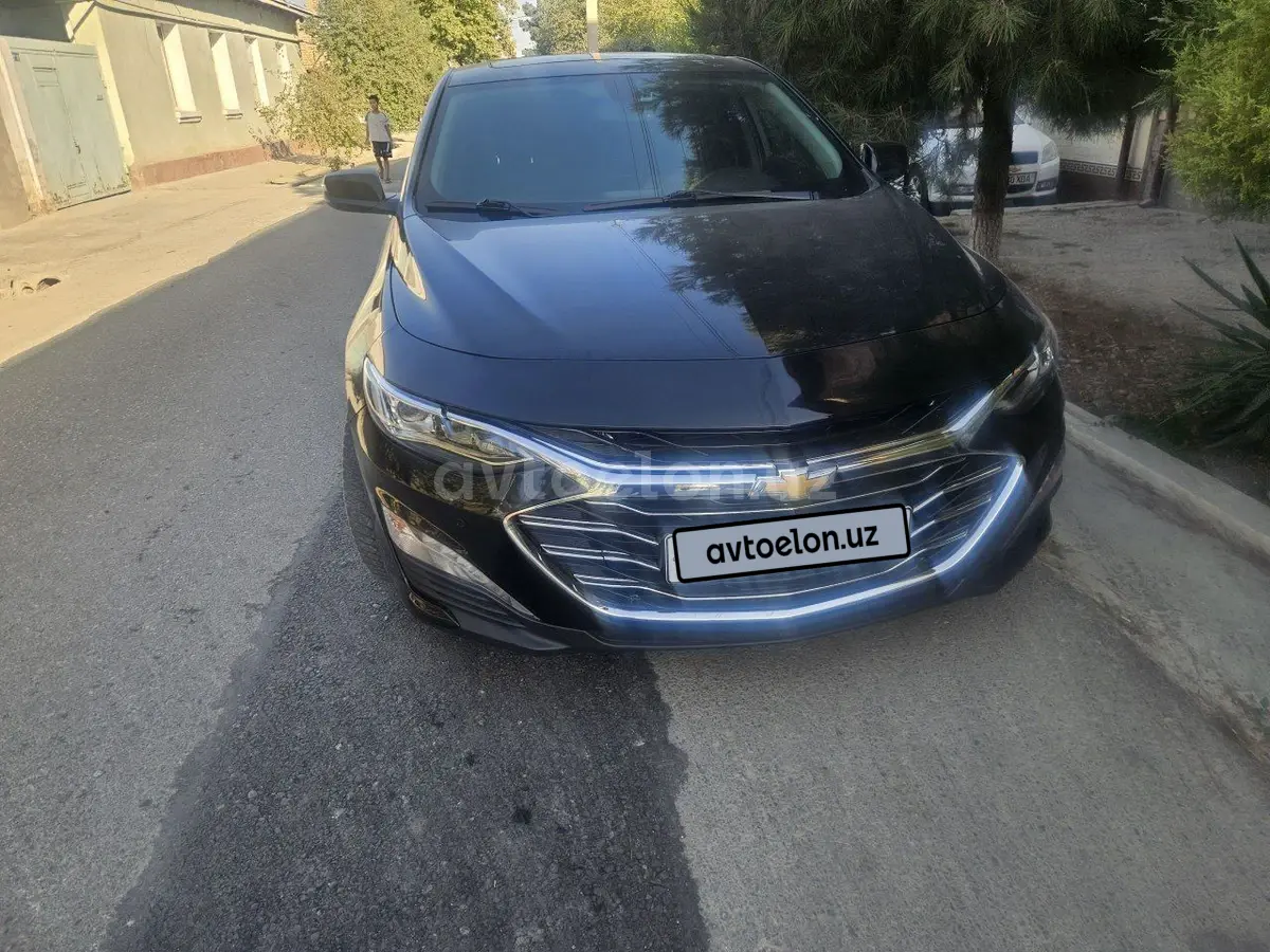 Chevrolet Malibu 2