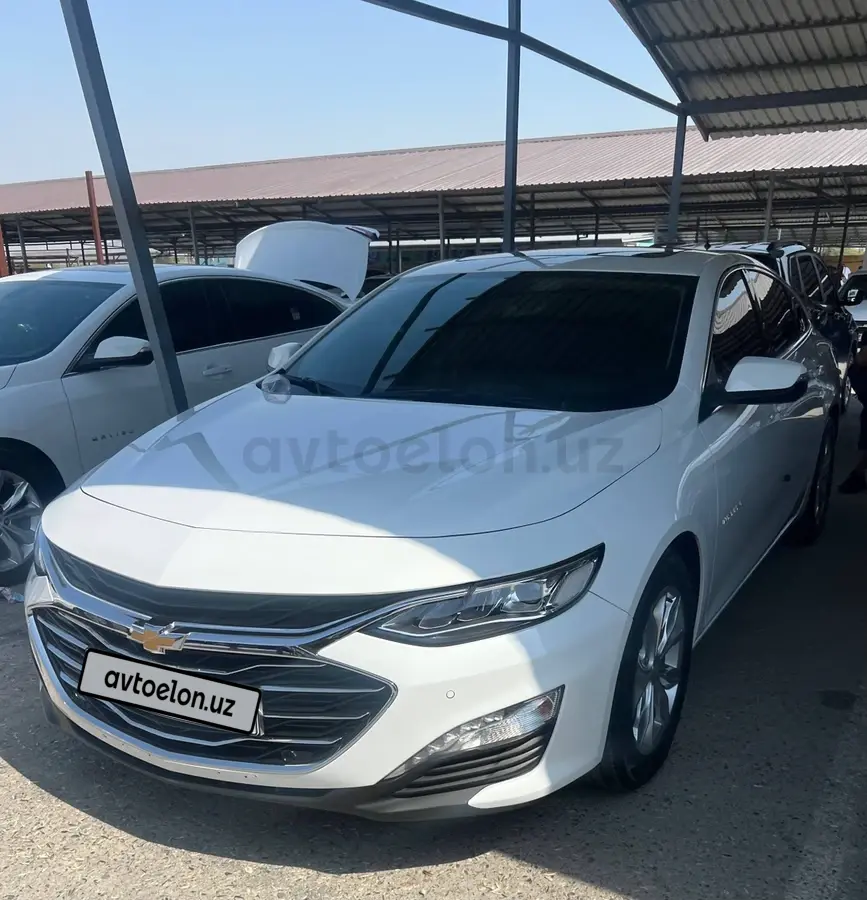 Chevrolet Malibu 2