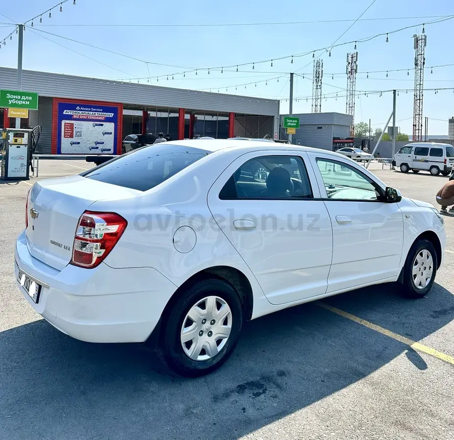 Chevrolet Cobalt,  4 позиция