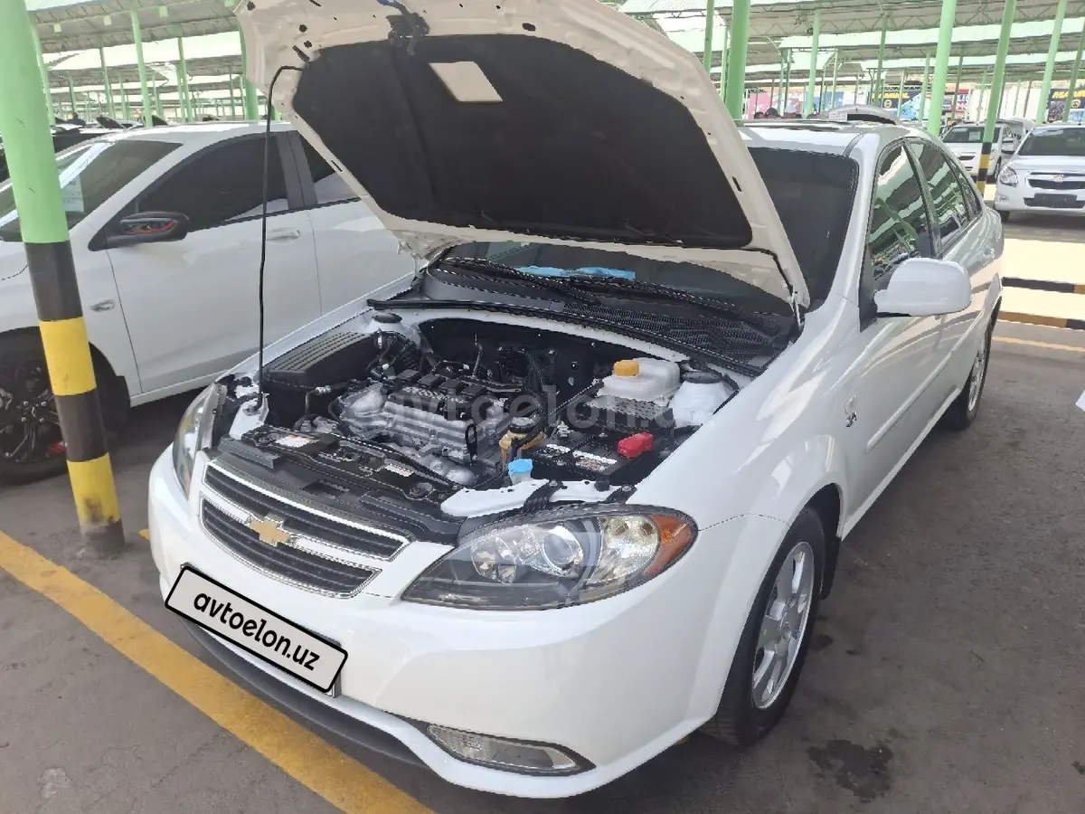 Chevrolet Gentra,  3 позиция