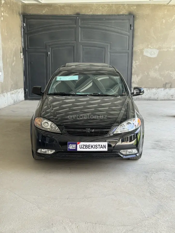 Chevrolet Gentra,  3 позиция