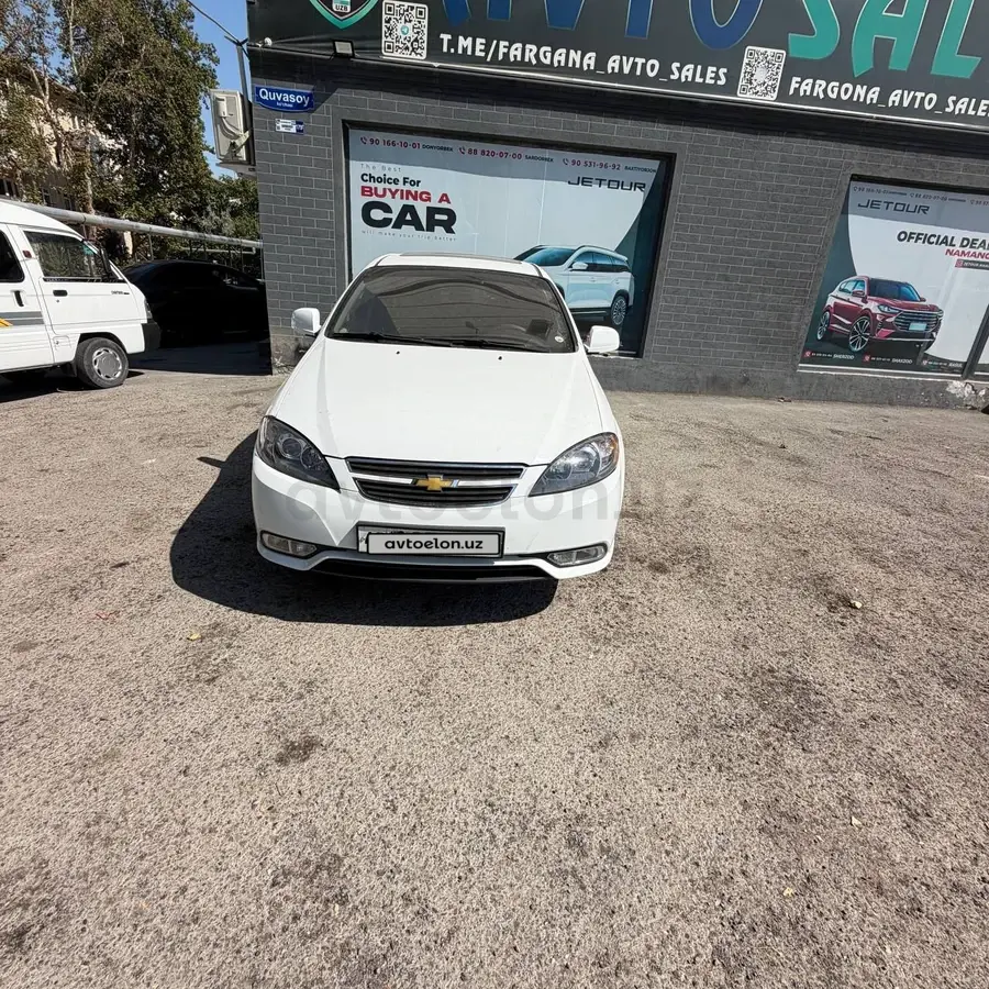 Chevrolet Gentra,  3 позиция