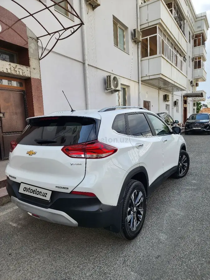Chevrolet Tracker 2