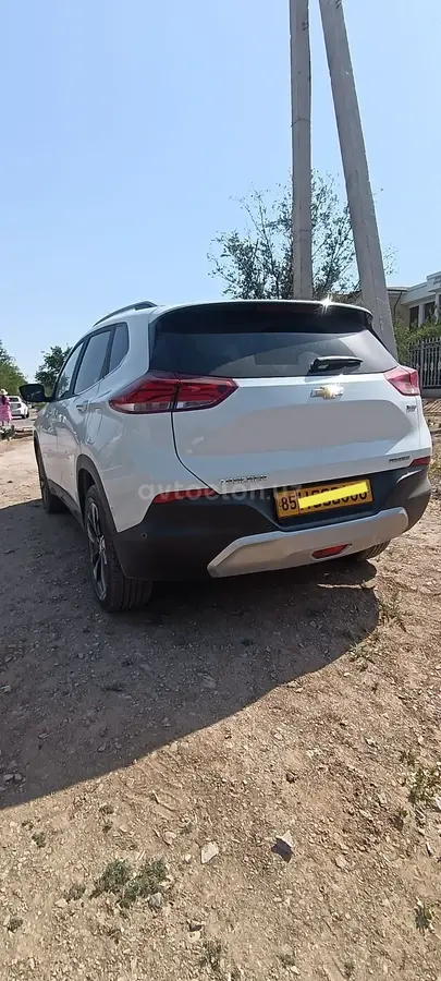 Chevrolet Tracker 2