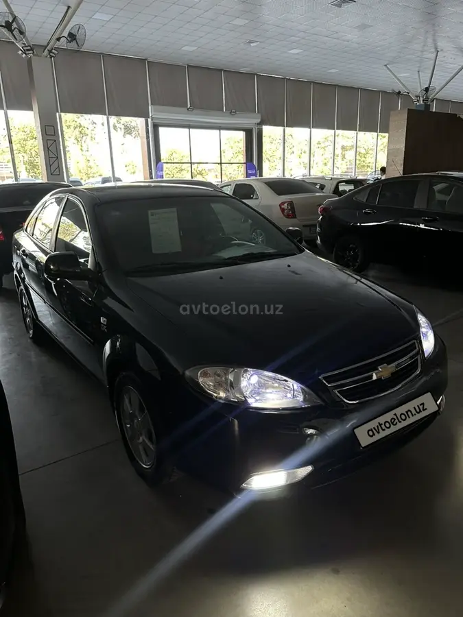 Chevrolet Gentra,  3 позиция