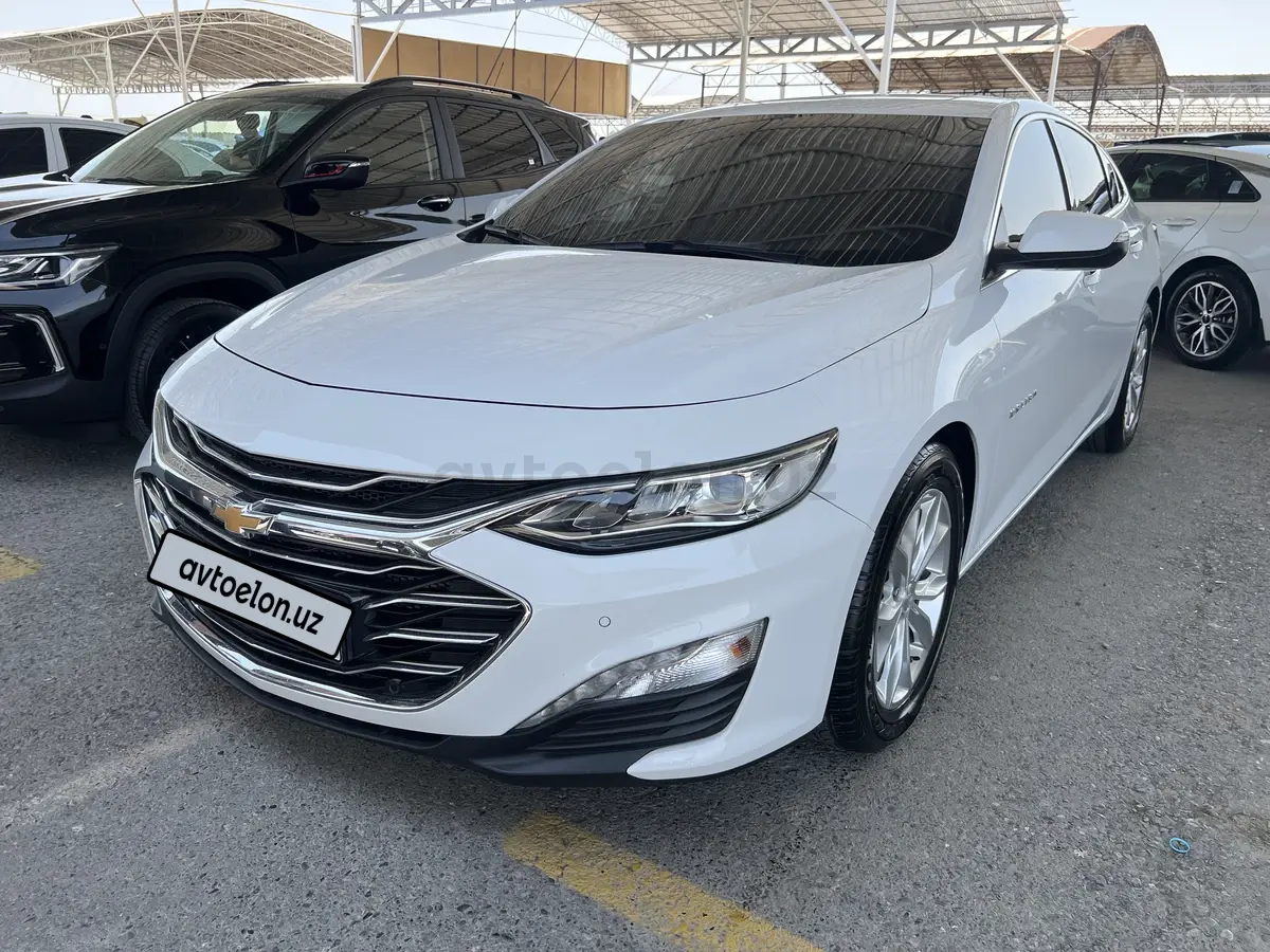 Chevrolet Malibu 2