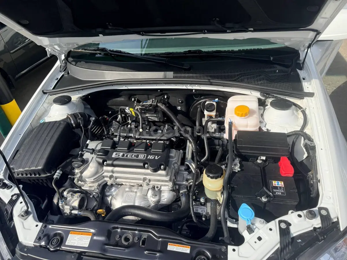 Chevrolet Gentra,  3 позиция