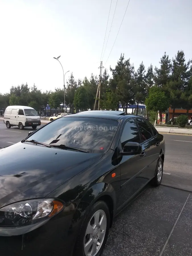 Chevrolet Gentra,  3 позиция