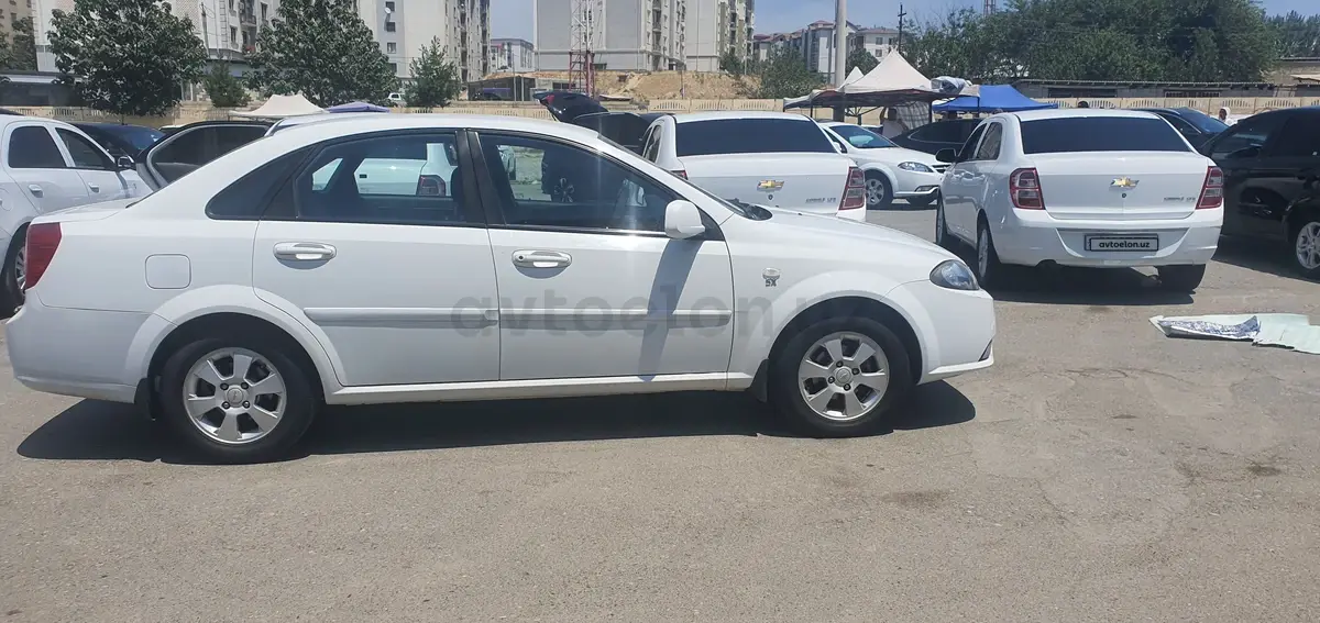Chevrolet Gentra,  1 позиция