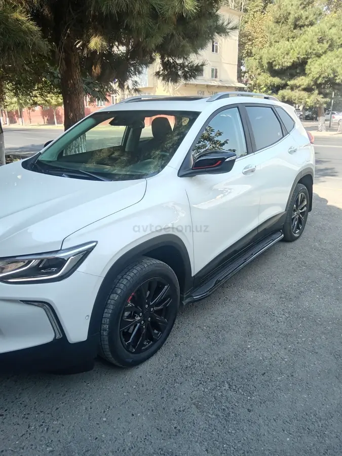 Chevrolet Tracker 2