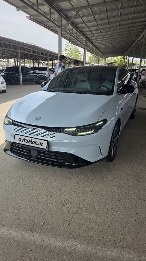 Leapmotor C01